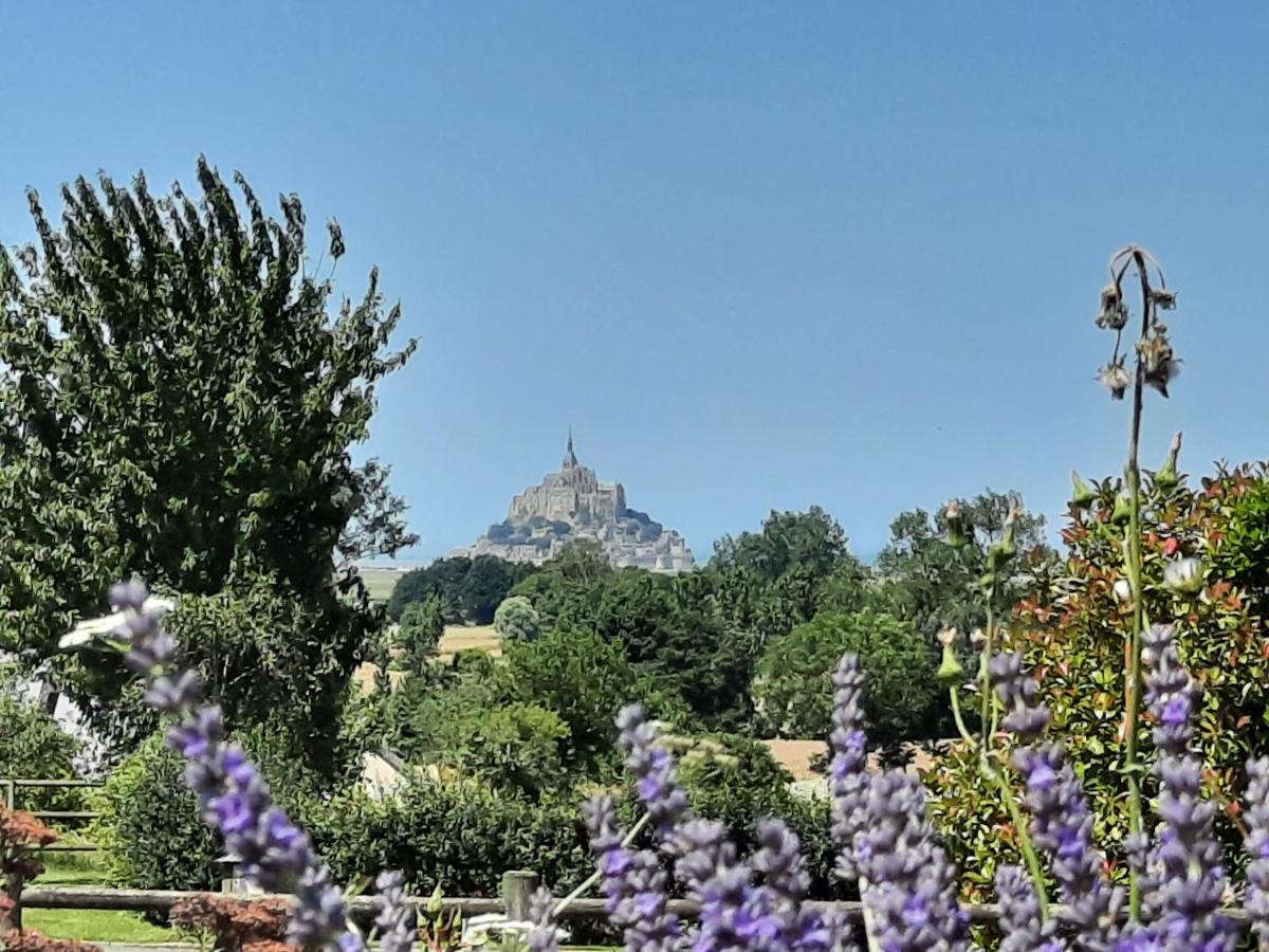L'aurore De La Baie, Vue Sur Le Mont-saint-michel * Huisnes-sur-Mer
